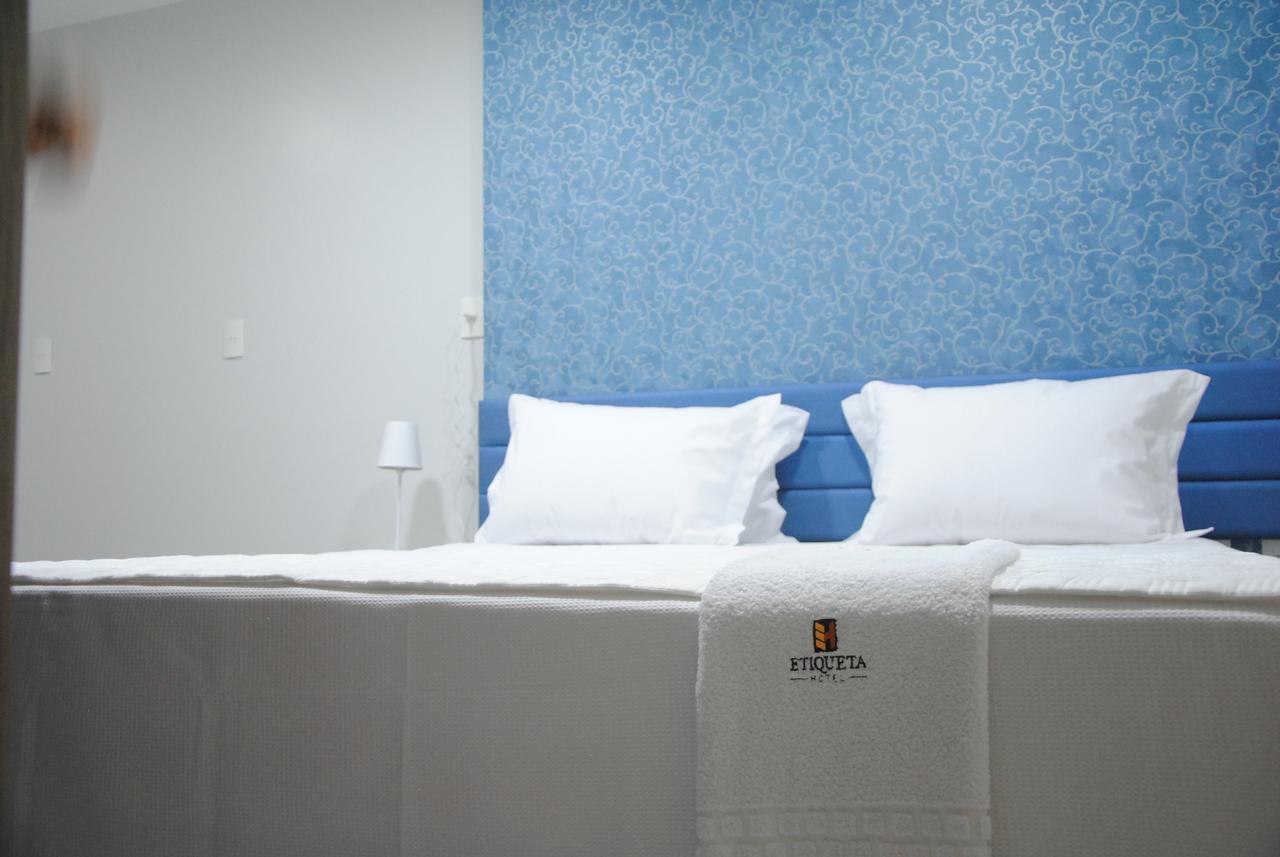 Etiqueta Hotel Santa Cruz do Capibaribe Exterior photo