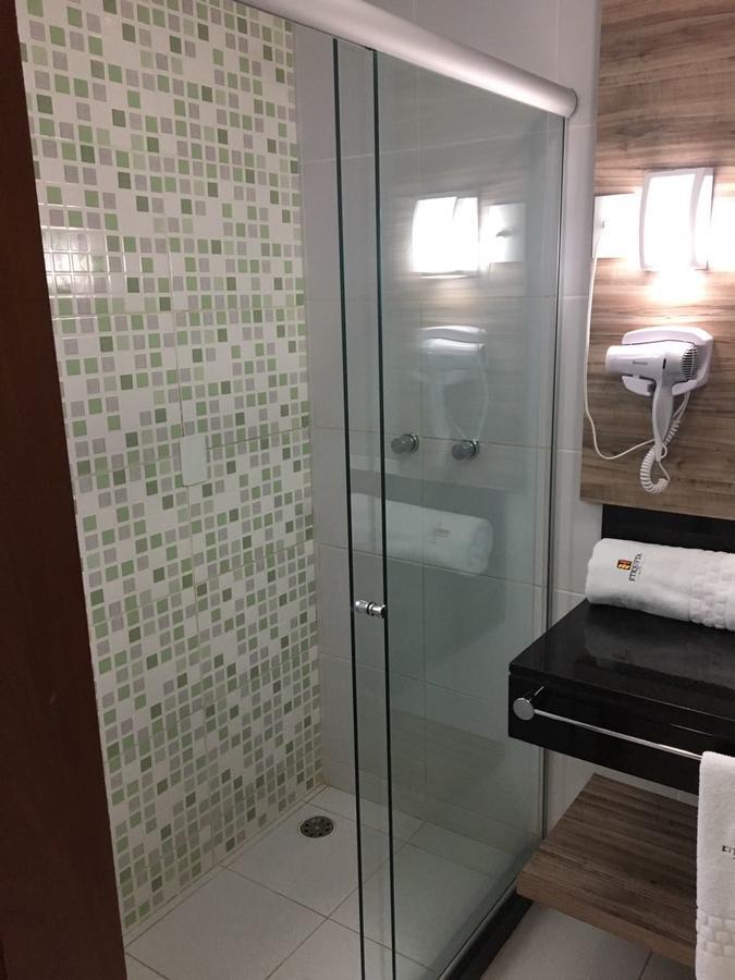 Etiqueta Hotel Santa Cruz do Capibaribe Exterior photo